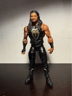 WWE elite Roman reigns