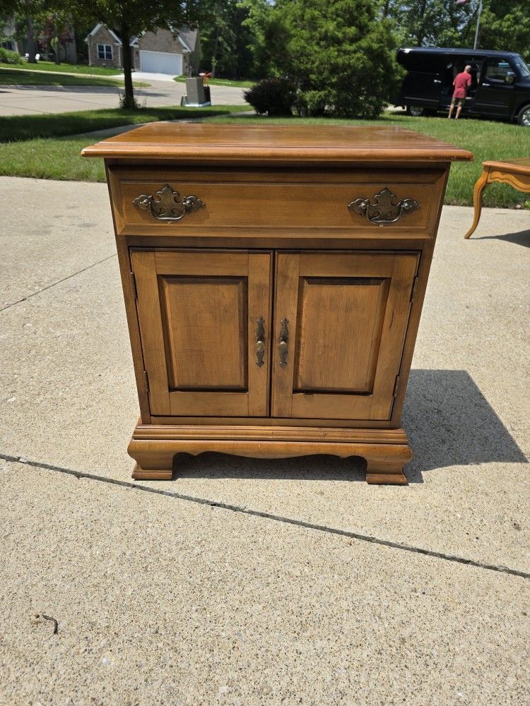 Vintage Sumpter Wood Side Stand