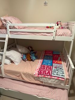 White Twin Bunk Bed with Trundle