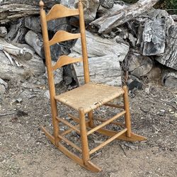 1800’s Antique Ladder Back Rocker / Rocking Chair 