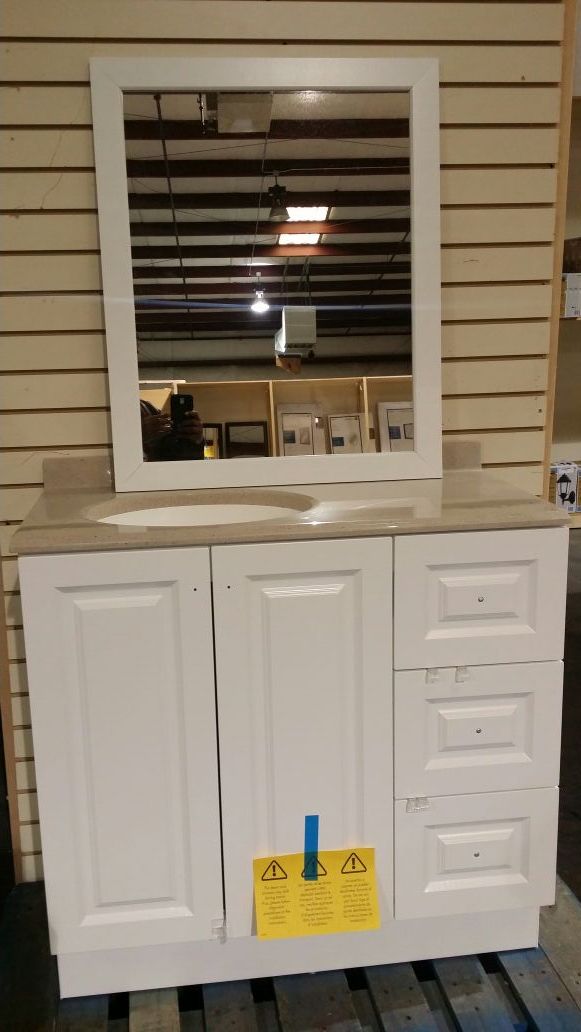 Glacier Bay 36 in Banister Vanity Combo