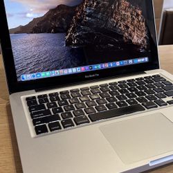 Apple MacBook Pro 13” i5/8GB/256GB SSD $140 