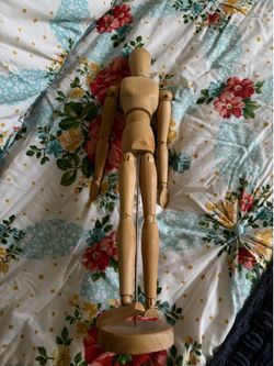 Wooden artist mannequin