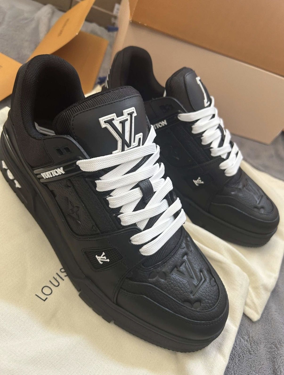 Louis Vuitton Trainers 