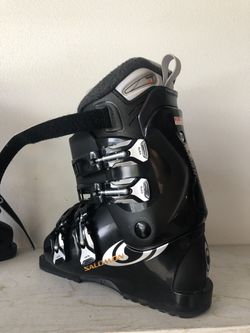 Salomon ski woman’s boots