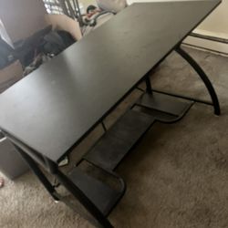  Computer Table