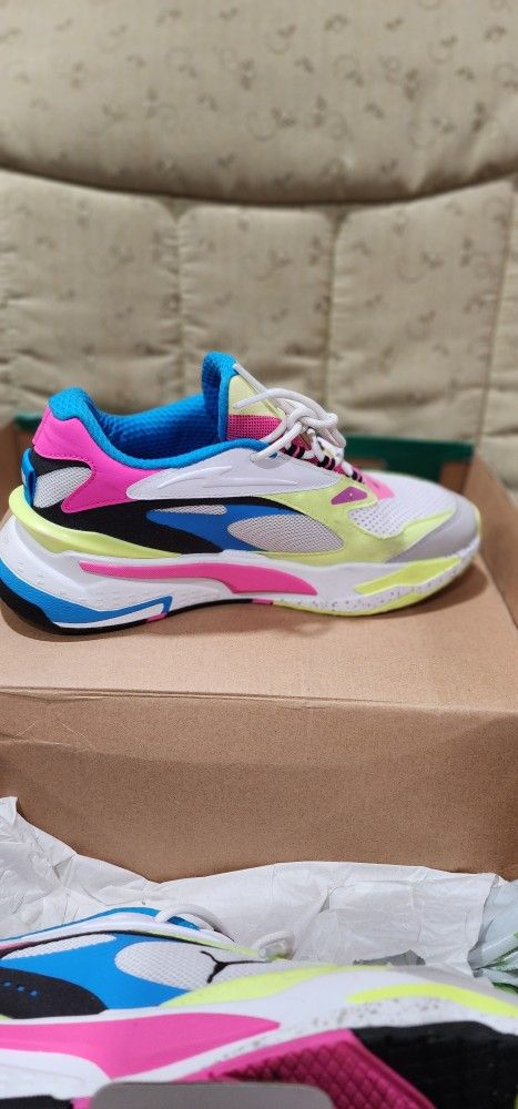 Puma Sneakers