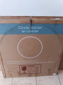 Circle mirror