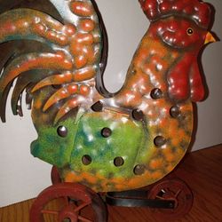 Rustic 10-in TIN Tea Light Rooster Display With Movable Wheels $23 F