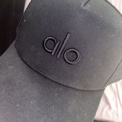 Alo black hat