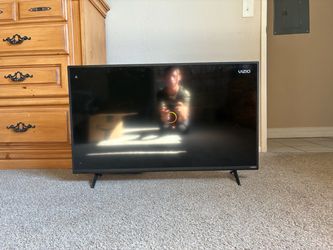 VIZIO 40” D-Series Smart TV
