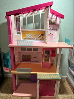 Barbie Dreamhouse