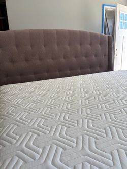 Tempurpedic mattress