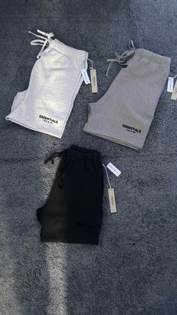 Essentials Shorts