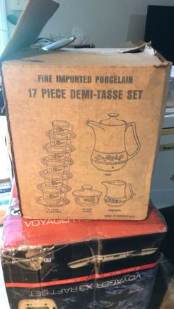 17 Piece Demi -tasse Set