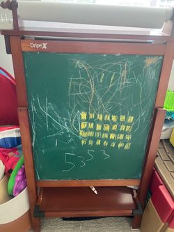 DripeX Kids Art Easel with Chalkboard