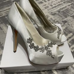 White Wedding Heels Atlas