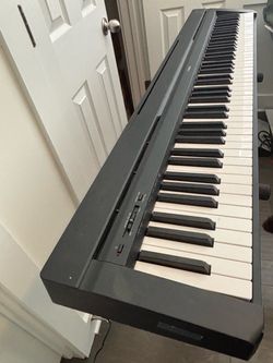 Yamaha 88-Key  Digital Piano Keyboard