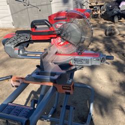Milwaukee 10 Inch Sliding Miter Saw 