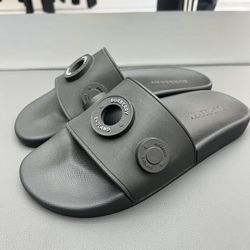 Burberry Size 8-8.5 Us