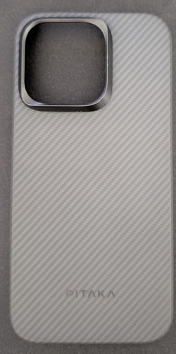 iPhone 15 Pro Case - Pitaka Aramid Fiber