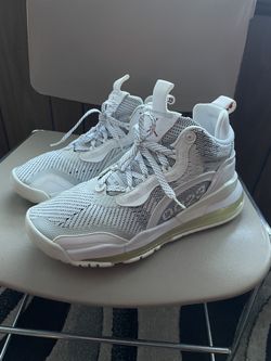 Jordan’s Aerospace 700 “10.5”.    BASKETBALL.      