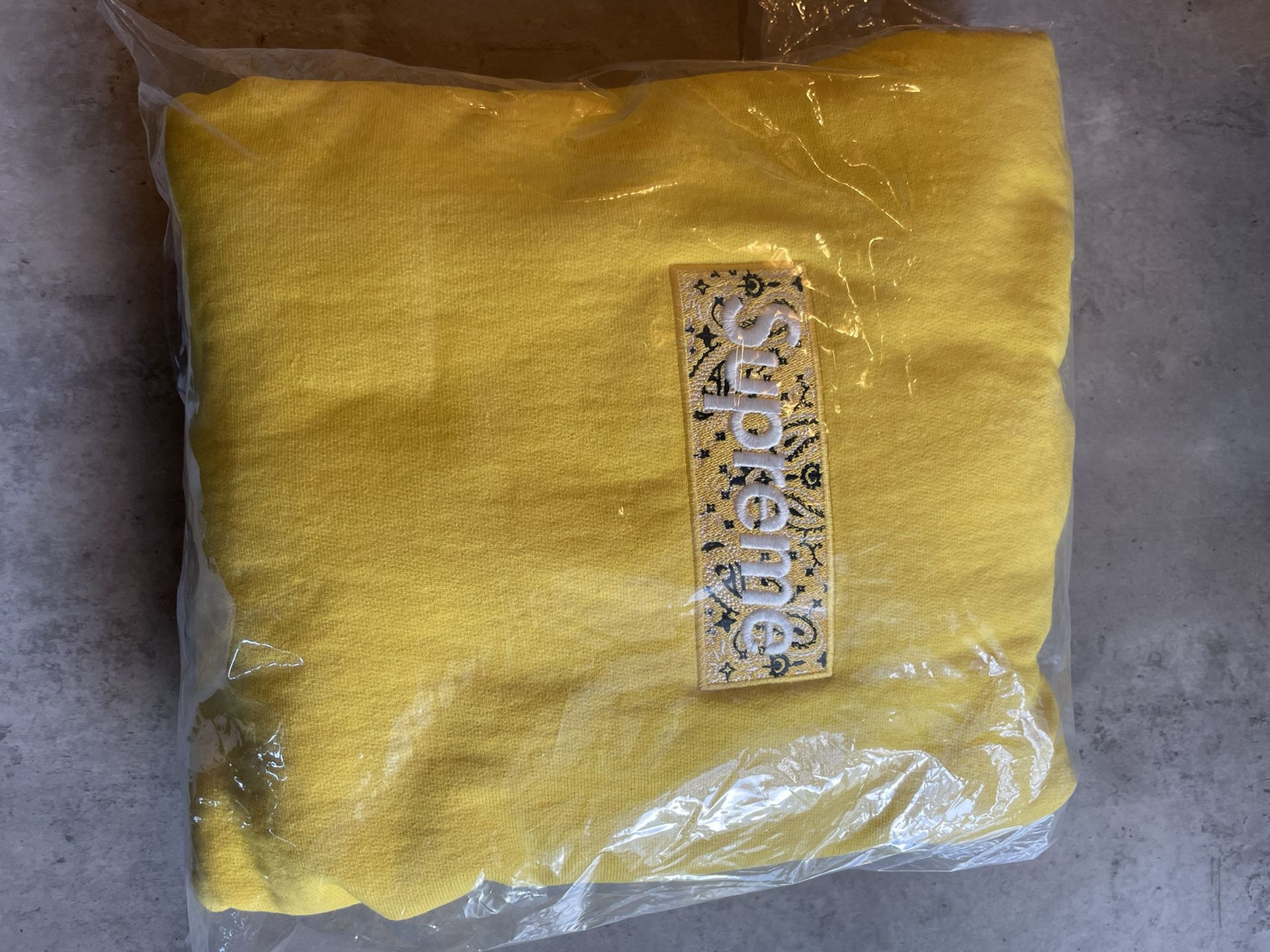 Supreme Bandana Box Logo Hoodie Yellow Size Large