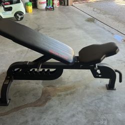 Ethos Adjustable Exercise Bench Flat To Incline 