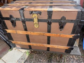 Recondition vintage trunk