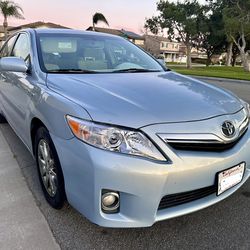 Toyota Camry Hybrid