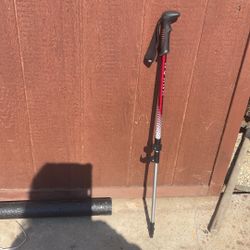 Yukon Women’s Trecking Stick 2 Item Lot 