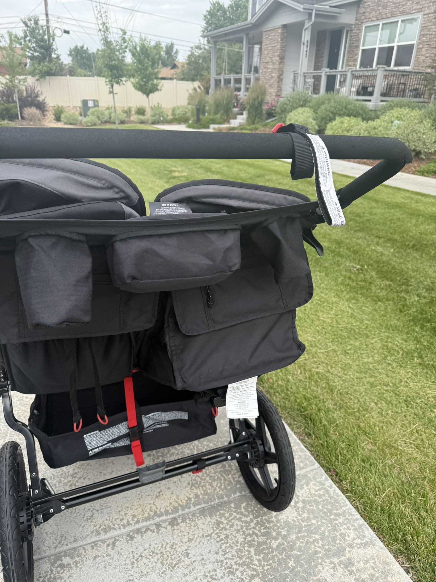 Double BOB Stroller With Adjustable Handlebar