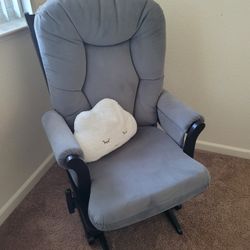 Rocking Chair With Ottoman