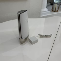 Orbi RBRE960 Mesh Router