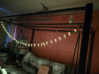 String of clip lights