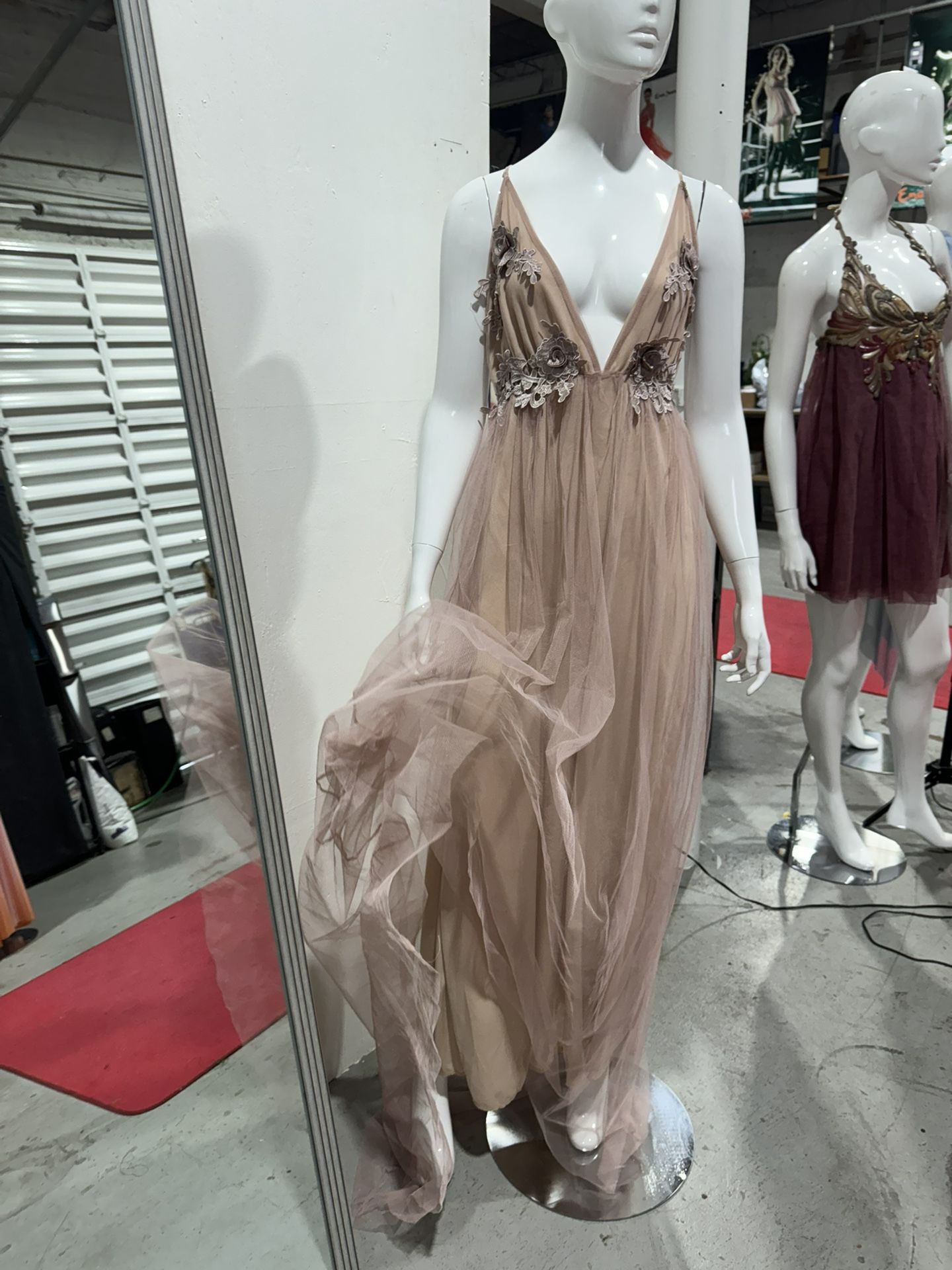 Flower  TULLE DRESS stunning M-L  10$ NEW