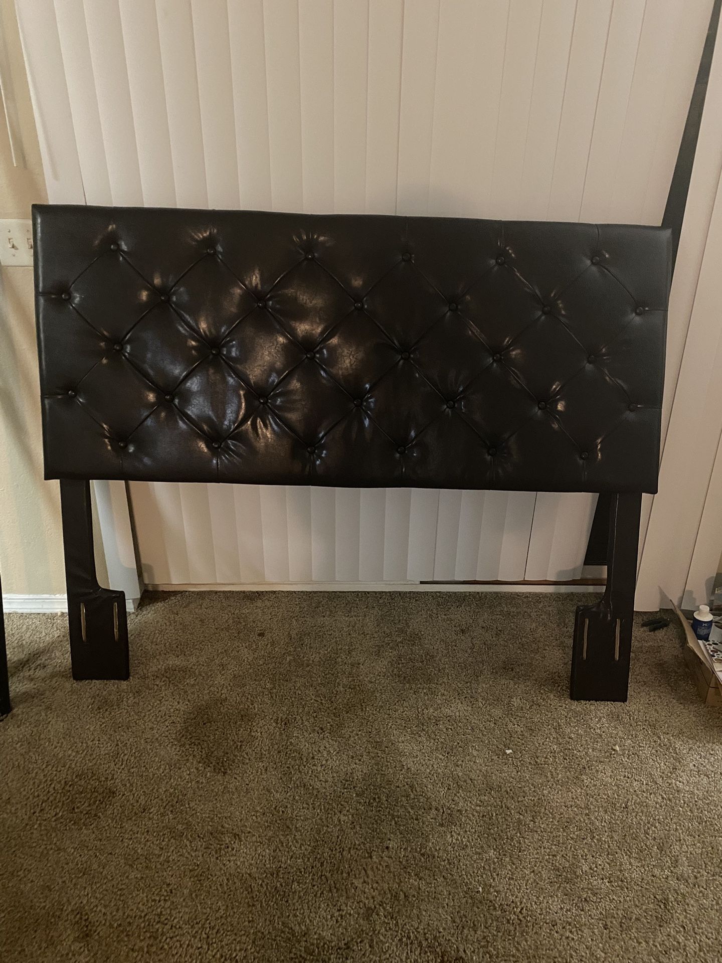 Kassel Queen Headboard Queen Mattress And Box Spring Set