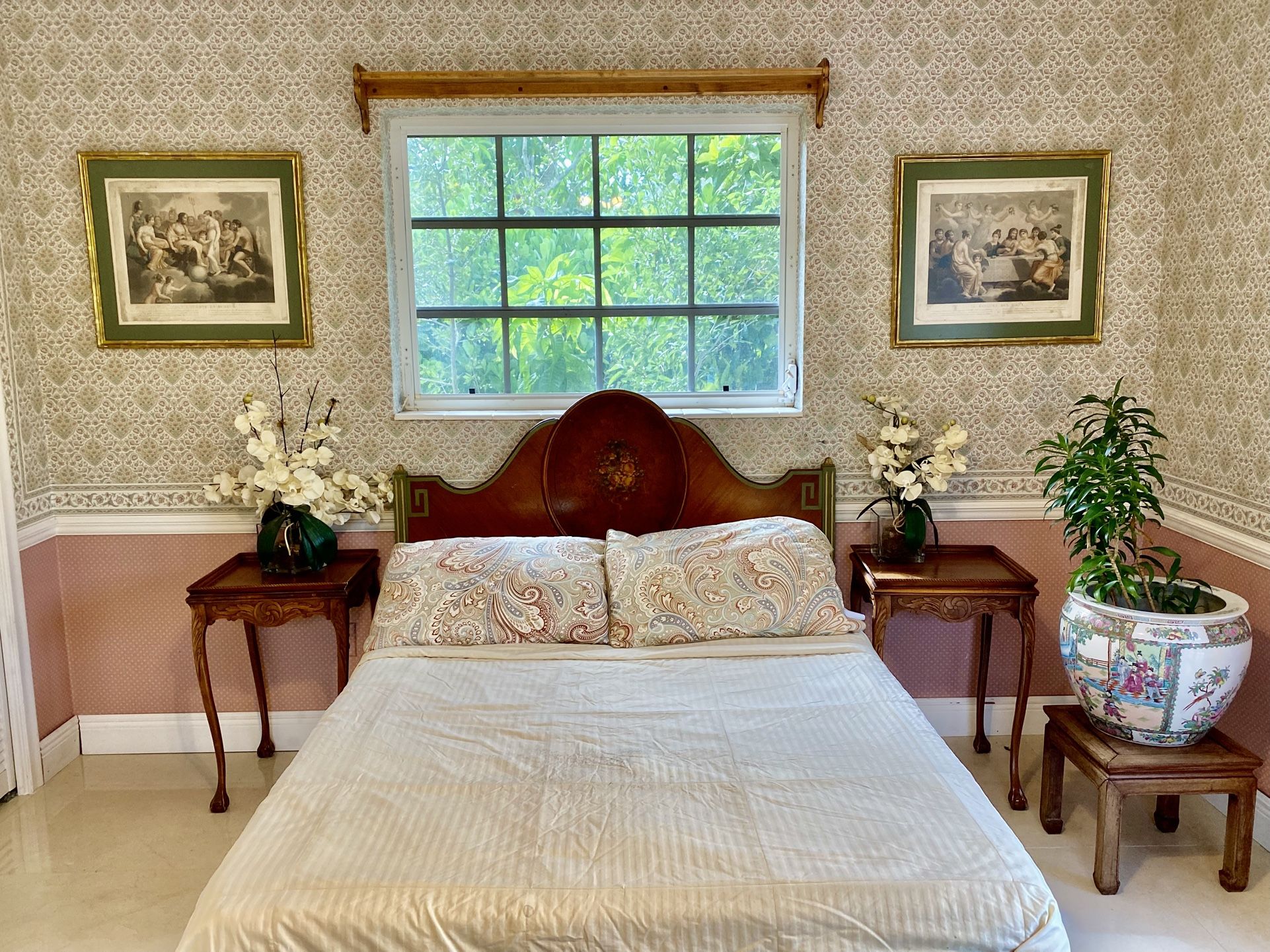 Entire Antique Bedroom Set!! Moving Sale
