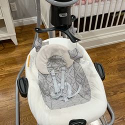 Graco DuetConnect LX Baby Swing and Bouncer