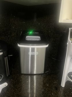 Small Ice Machine 