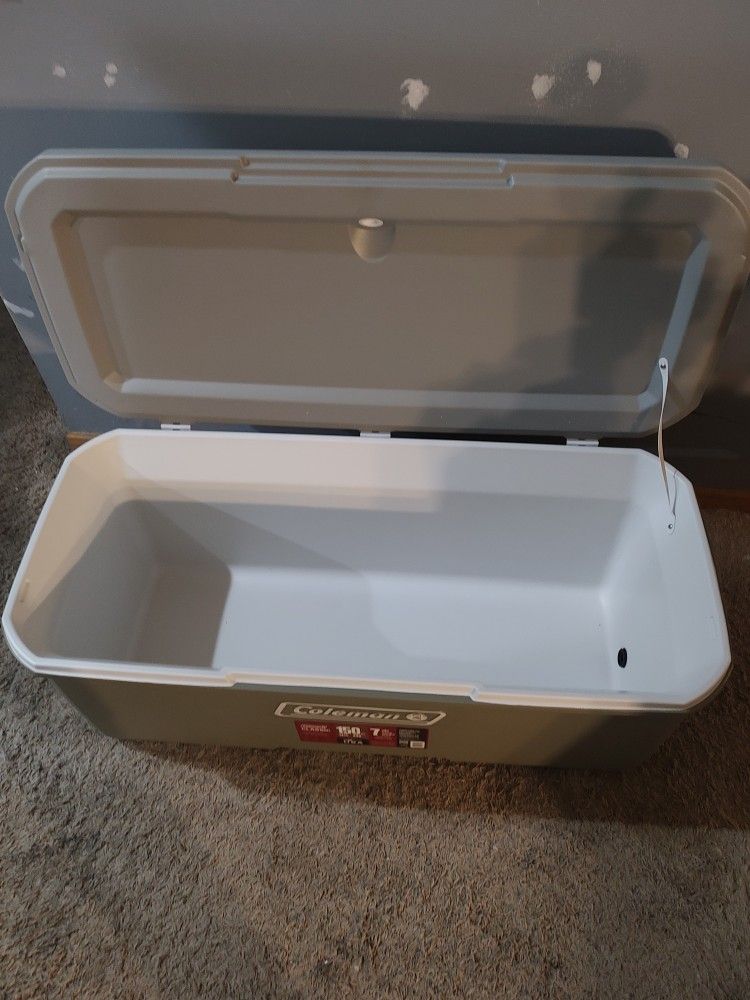 Coleman 316 Series 150QT COOLER *NEW*