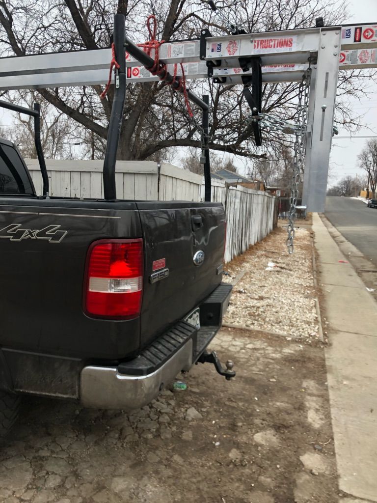 (Siding tools ) PUMP JACKS ,ALUMINUN POLE 24FT for Sale in Denver, CO