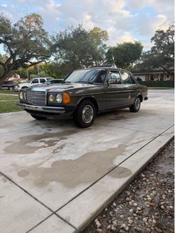 1984 Mercedes-Benz 230E – Rare Gas Model