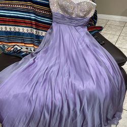 Prom. Strapless Dress