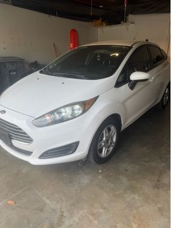 2013 ford fiesta