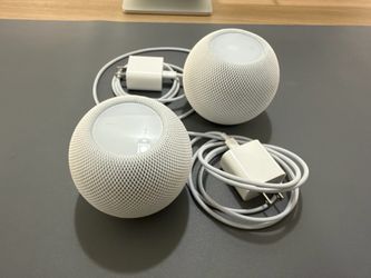 2 Apple HomePod minis