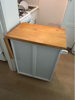 Kitchen island cabinet