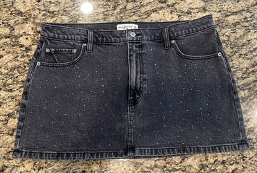 New Without Tags Studded Abercrombie &Fitch High Rise Mini Skirt Size 33/16