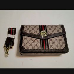 Women's Hand Bag With Belt