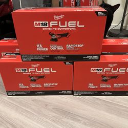 M18 FUEL18V Lithium-Ion Brushless Cordless 21MM DA Polisher (Tool-Only)